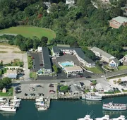 Ocean Street Inn on Hyannis Harbor hotel detail image 7