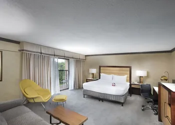 Crowne Plaza Resort Asheville by IHG hotel thumbnail 6
