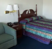 Four Oaks Lodging & RV Resort hotel detail image 5