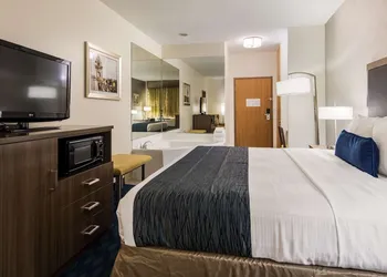 Best Western Plus Tulsa Inn & Suites hotel thumbnail 5