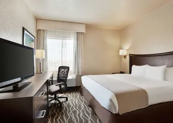 Baymont by Wyndham Clute/Lake Jackson hotel thumbnail 5