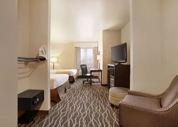 Baymont by Wyndham Clute/Lake Jackson hotel thumbnail 7
