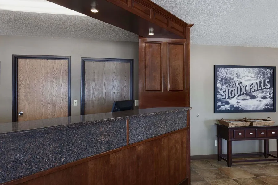 Super 8 by Wyndham Sioux Falls/41st Street hotel detail image 2