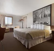Super 8 by Wyndham Sioux Falls/41st Street hotel detail image 7