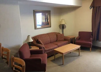 Super 8 by Wyndham Fort Nelson BC hotel thumbnail 8
