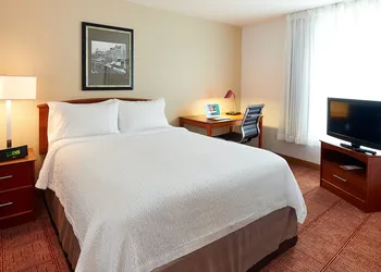 TownePlace Suites by Marriott Minneapolis Downtown/NorthLoop hotel thumbnail 6