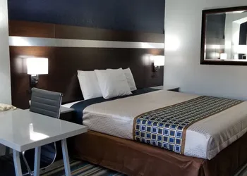 HomeBridge Inn and Suites hotel thumbnail 7