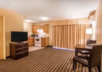Quality Inn & Suites Vancouver - Hazel Dell hotel thumbnail 3