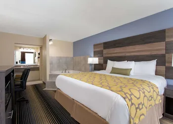 Baymont by Wyndham Cheraw hotel thumbnail 7