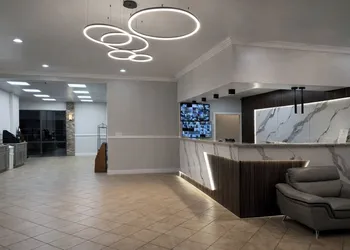 Express Inn & Suites hotel thumbnail 5