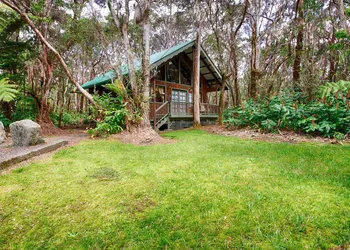 Lava Lodge at Hale Kilauea hotel thumbnail 8