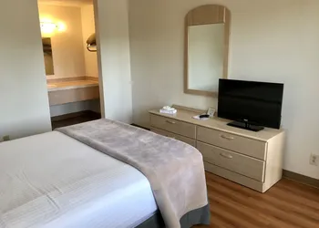 Sea-Tac Airport Value Inn hotel thumbnail 7