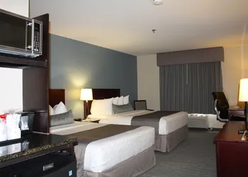 Best Western Rocky Mountain House Inn & Suites hotel thumbnail 3