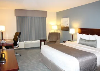 Best Western Rocky Mountain House Inn & Suites hotel thumbnail 5