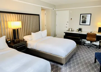Hilton President Kansas City hotel thumbnail 8
