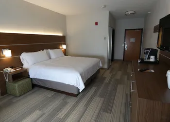 Holiday Inn Express Hotel & Suites Limon I-70 by IHG hotel thumbnail 4