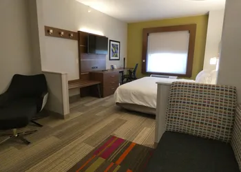Holiday Inn Express Hotel & Suites Limon I-70 by IHG hotel thumbnail 5