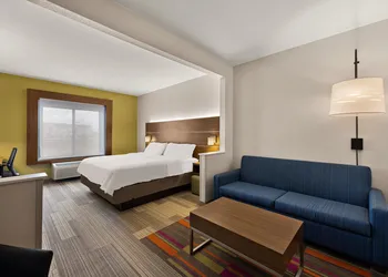 Holiday Inn Express Hotel & Suites Limon I-70 by IHG hotel thumbnail 8
