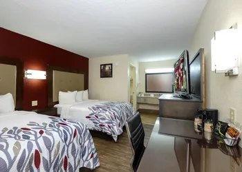 Red Roof Inn Columbus, MS hotel thumbnail 3