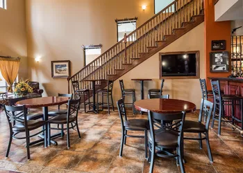 Best Western Plus Country Inn & Suites hotel thumbnail 4