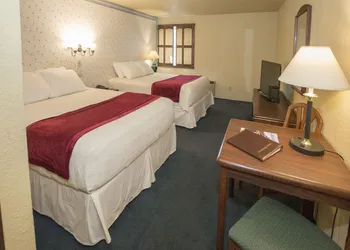 Auld Holland Inn hotel thumbnail 4
