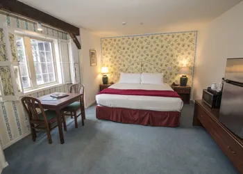 Auld Holland Inn hotel thumbnail 7