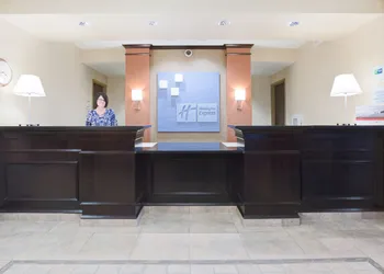 Holiday Inn Express & Suites Minot by IHG hotel thumbnail 2