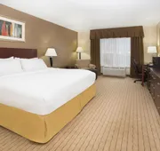 Holiday Inn Express & Suites Minot by IHG hotel detail image 7