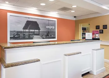 Hampton Inn Moss Point Pascagoula hotel thumbnail 2