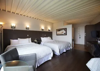 Auberge De La Pointe hotel thumbnail 8