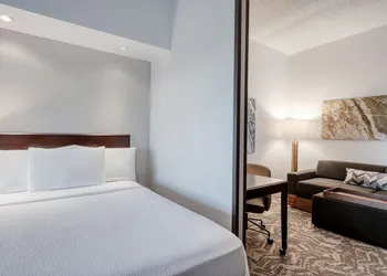 SpringHill Suites by Marriott Terre Haute hotel thumbnail 4