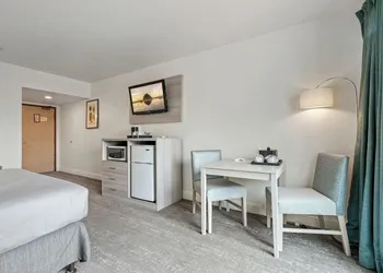 La Serena Inn hotel thumbnail 7