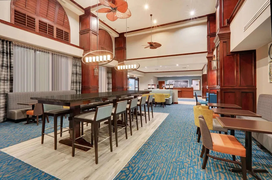 Hampton Inn & Suites Dallas-Arlington-South hotel detail image 2