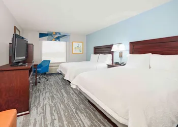 Hampton Inn & Suites Dallas-Arlington-South hotel thumbnail 5