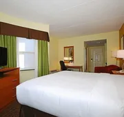University Hotel & Suites Shippensburg, Trademark by Wyndham hotel detail image 4
