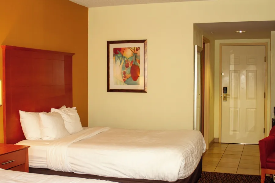 University Hotel & Suites Shippensburg, Trademark by Wyndham hotel detail image 6