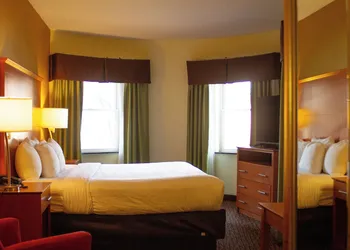 University Hotel & Suites Shippensburg, Trademark by Wyndham hotel thumbnail 8