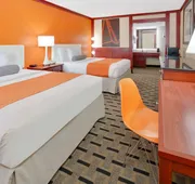 Howard Johnson by Wyndham San Marcos hotel detail image 7