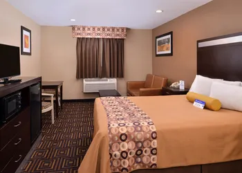 Americas Best Value Inn & Suites Madera hotel thumbnail 5