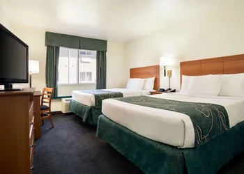 Travelodge by Wyndham Bill WY Thunder Basin Ntl Grassland hotel thumbnail 8