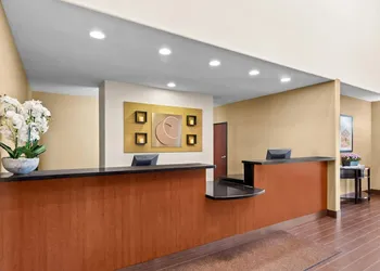 Comfort Suites San Antonio North - Stone Oak hotel thumbnail 4