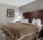 Best Western Oakdale Inn hotel detail image 7