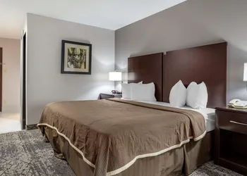 Best Western Oakdale Inn hotel thumbnail 7