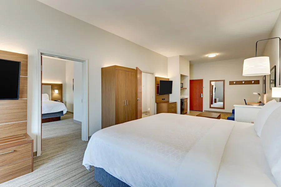 Holiday Inn Express Hotel & Suites Weatherford by IHG hotel detail image 2