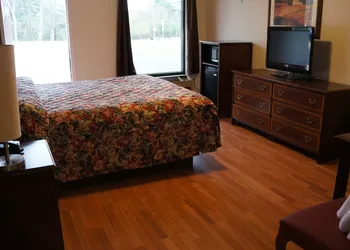 Classic Motor Lodge West Green hotel thumbnail 6