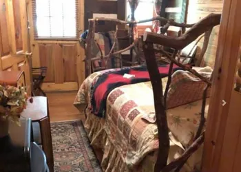 Creekwalk Inn and Cabins hotel thumbnail 8