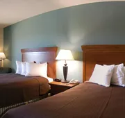 Quality Inn & Suites - Marlin hotel detail image 3