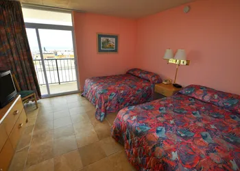 Beach Terrace Motor Inn hotel thumbnail 3