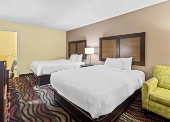 Americas Best Value Inn Grayson hotel thumbnail 4