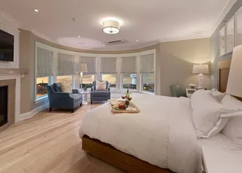 The Reeds at Shelter Haven hotel thumbnail 7